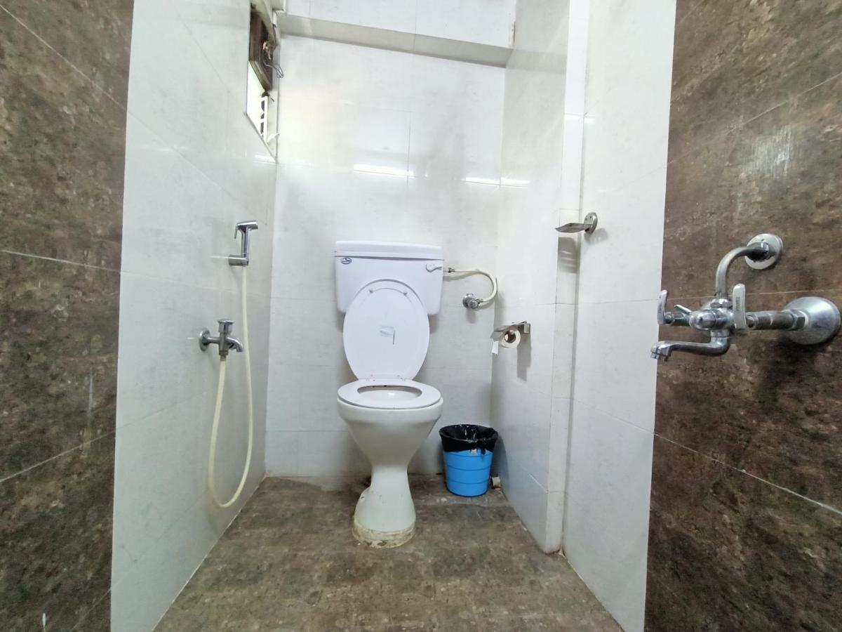 Kalpataru Hometel Mumbai Bagian luar foto